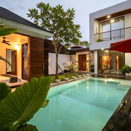 Bali Large 5-Br Private Luxury Dandanku Villa In Seminyak Exterior photo